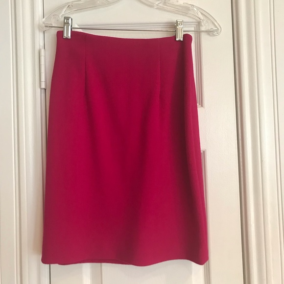 Banu Paris skirt suit - Picture 5 of 8